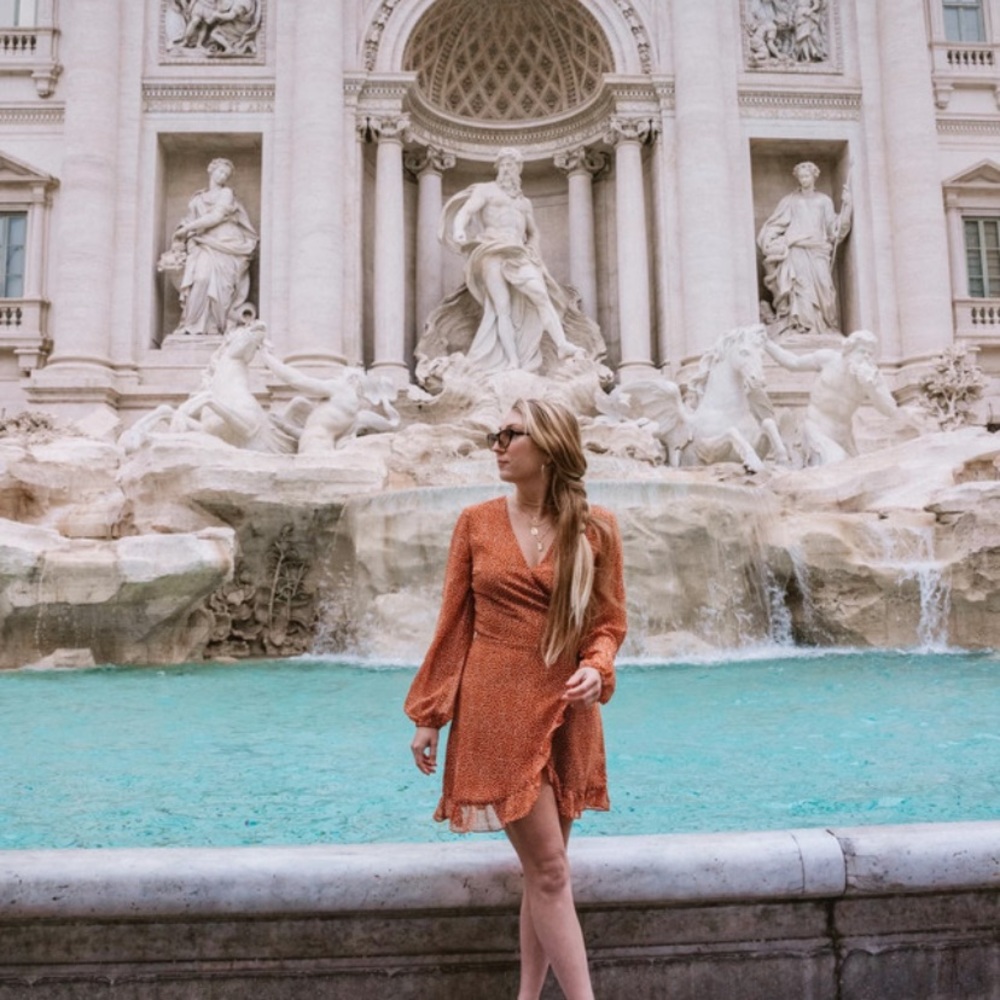 Mini dress (orange) from Sugar Lips. Size Small